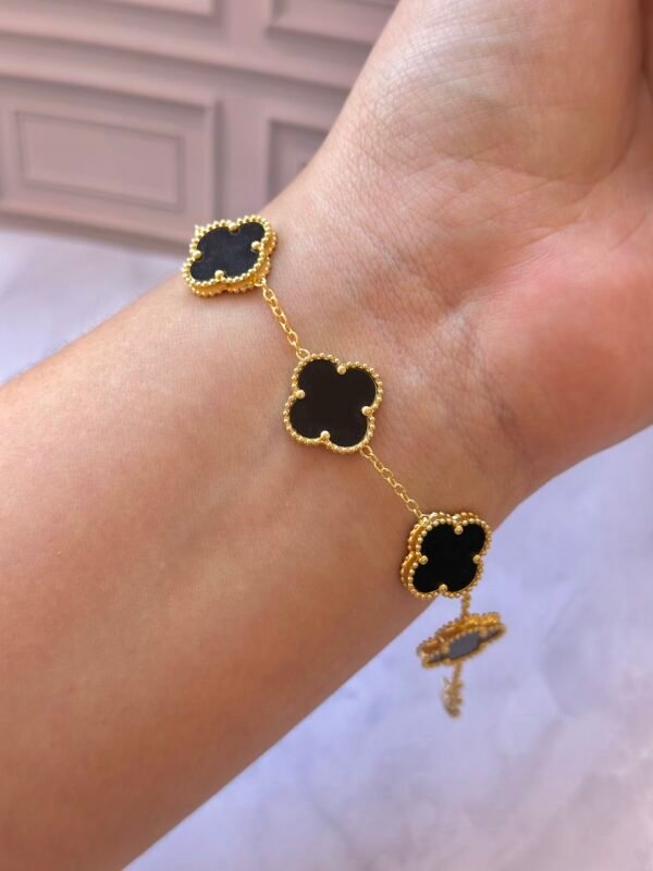 Pulsera trébol negro